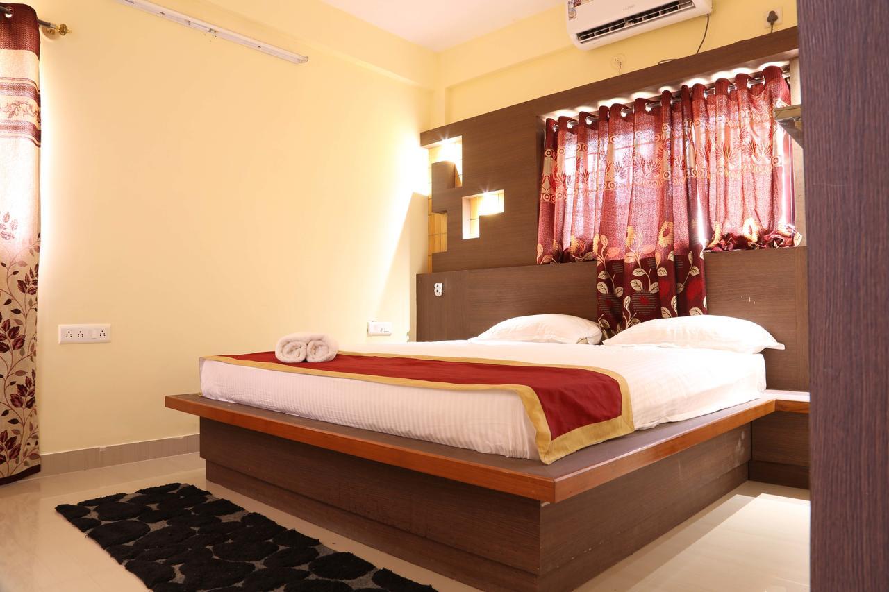 Golds Club & Resort Bayappanhalli Exteriér fotografie