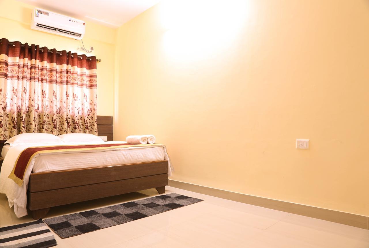 Golds Club & Resort Bayappanhalli Exteriér fotografie
